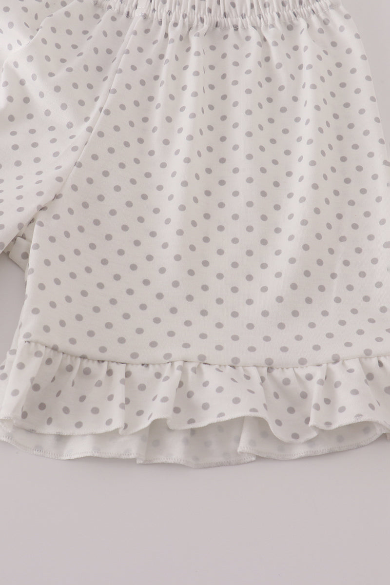 Green plaid sea shell french knot ruffle shorts est