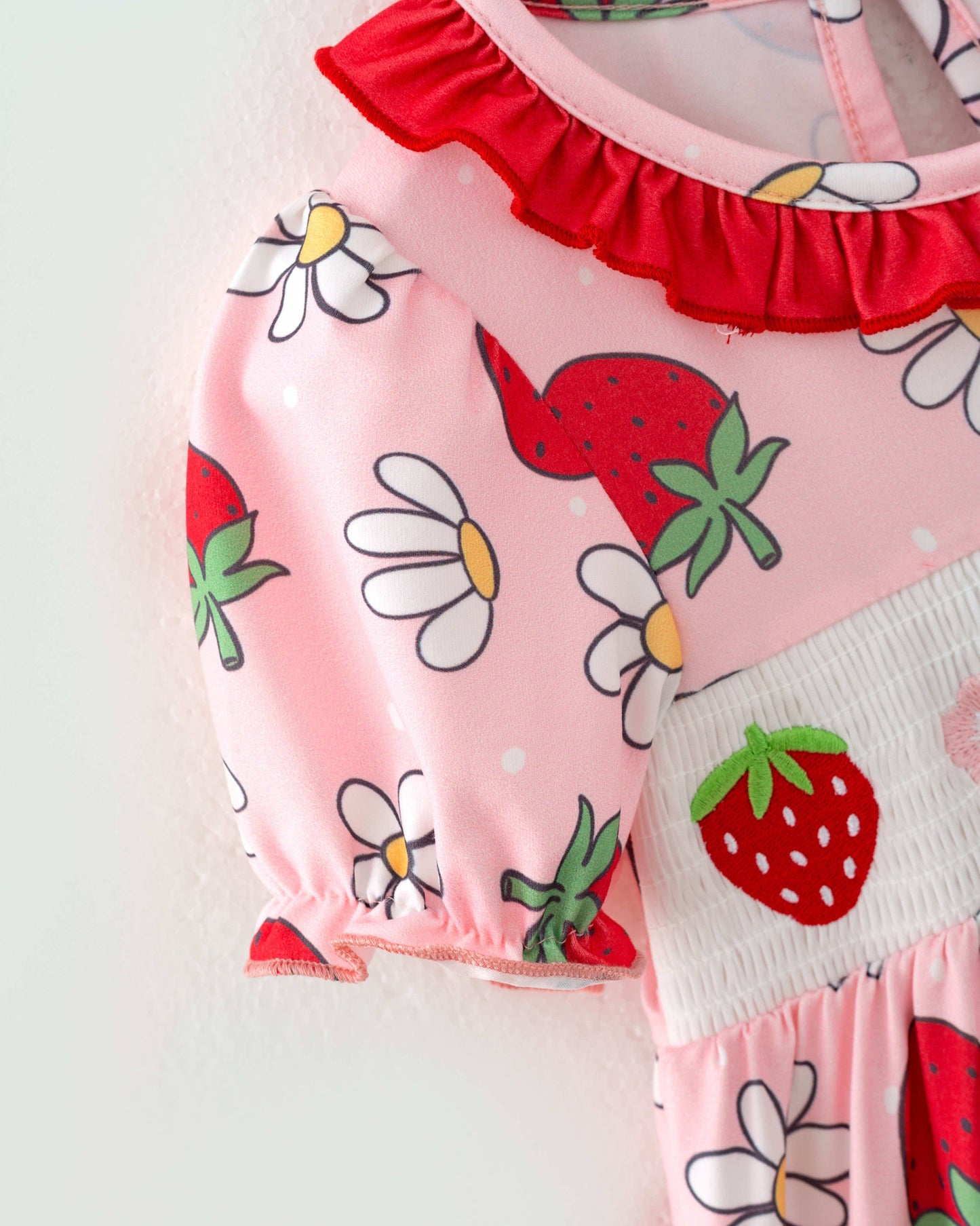 strawberry-daisy-smocked-ruffle-dress-pink