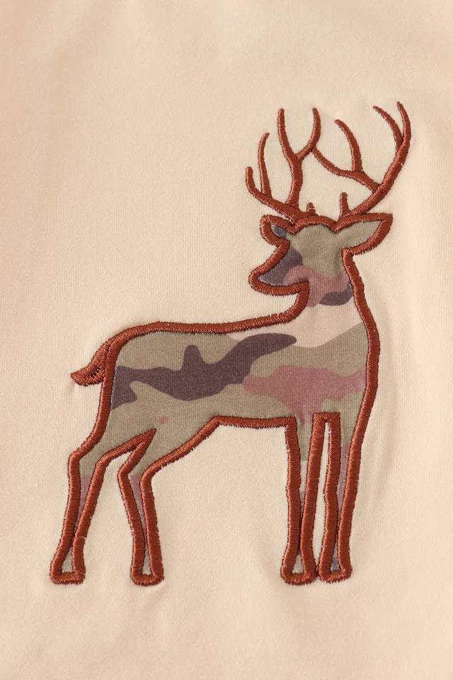 camo-deer-two-piece-jogger-set-sand