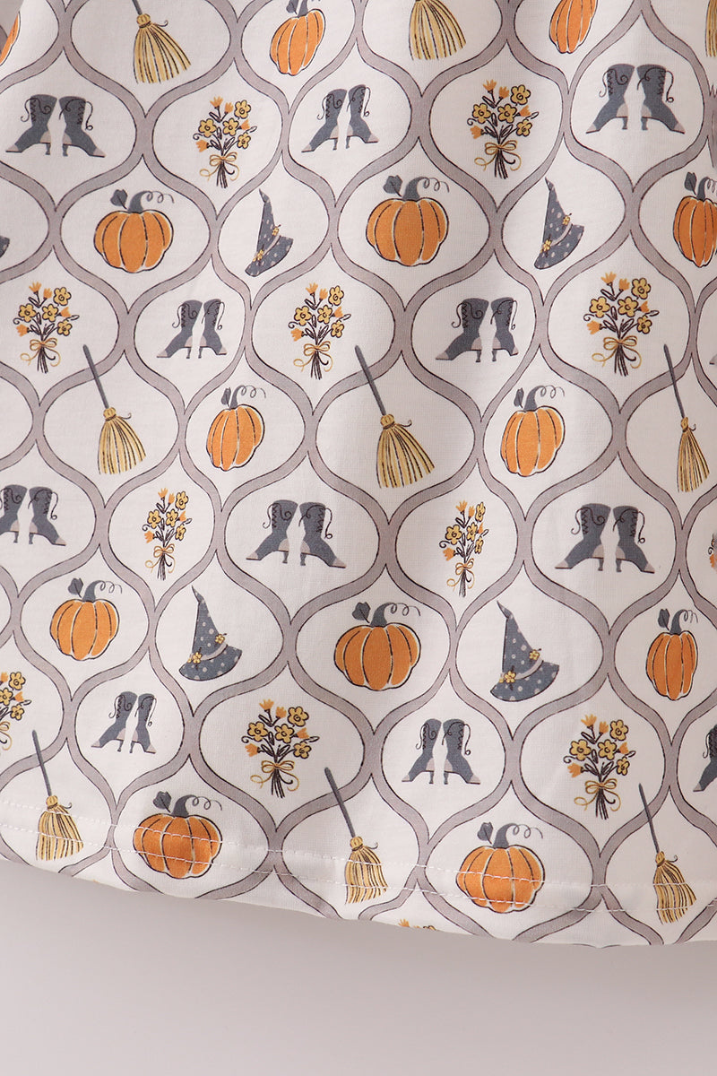 Witch pumpkin print mom dress