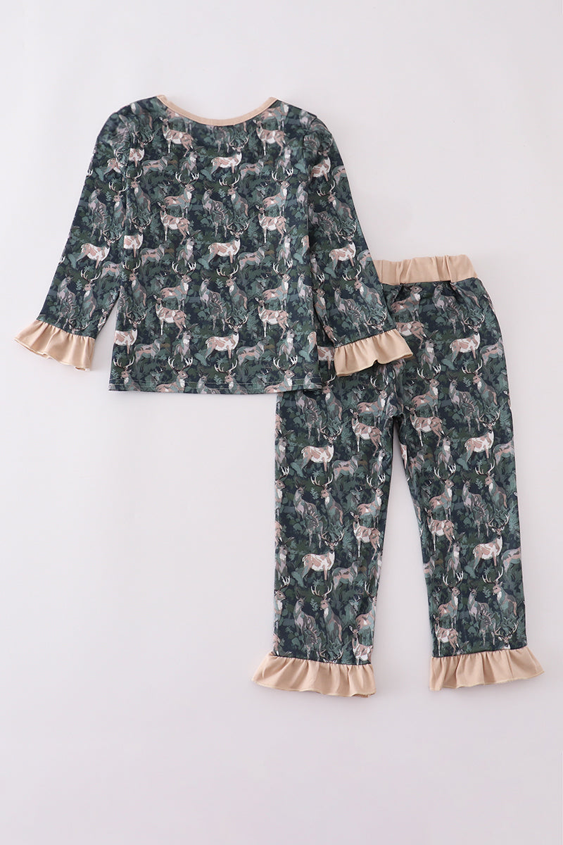 Camouflage hunting deer ruffle pants set